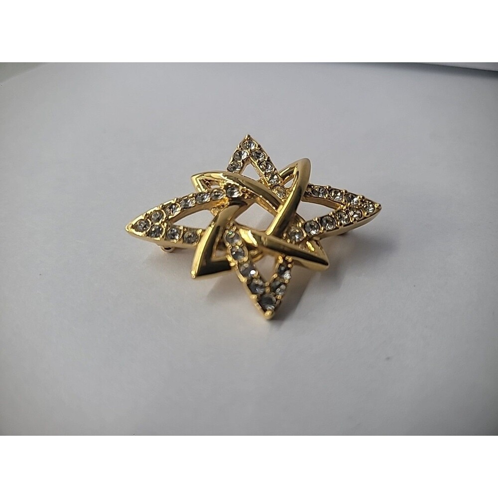 Vintage Monet Brooch Pin Gold Tone White‎ Crystals Jewelry Costume